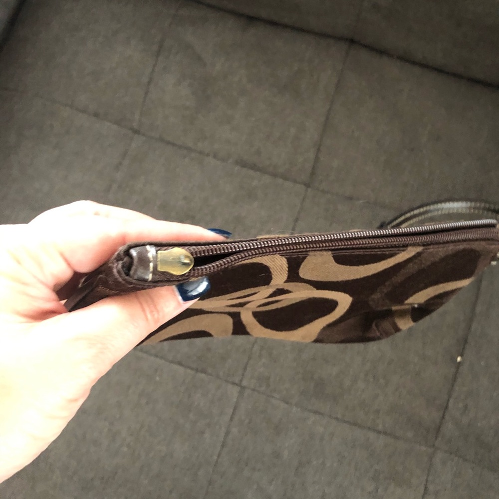 Wristlet. - Picture 3 of 3